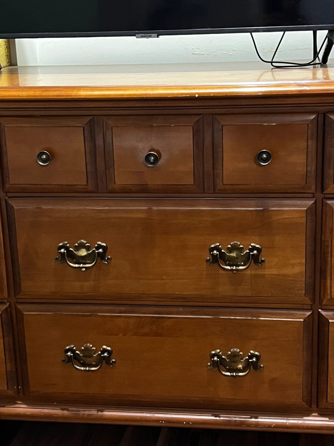 Wooden Dresser with 9 Drawers - photo 2