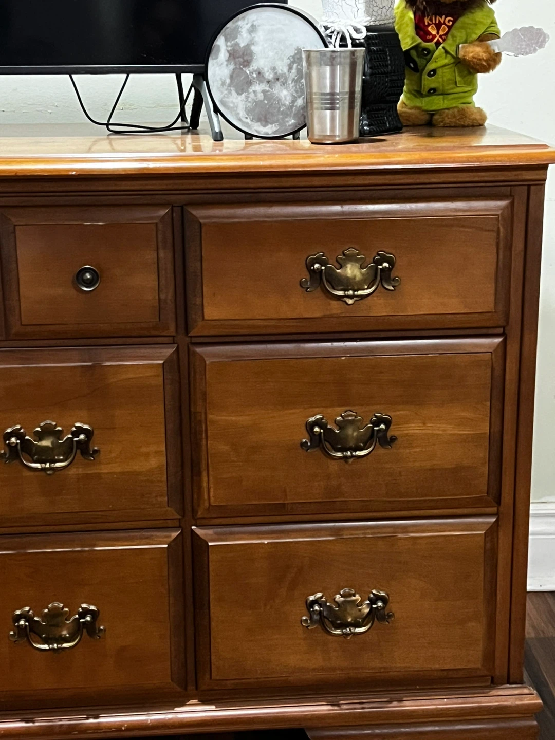 Wooden Dresser with 9 Drawers - photo 4