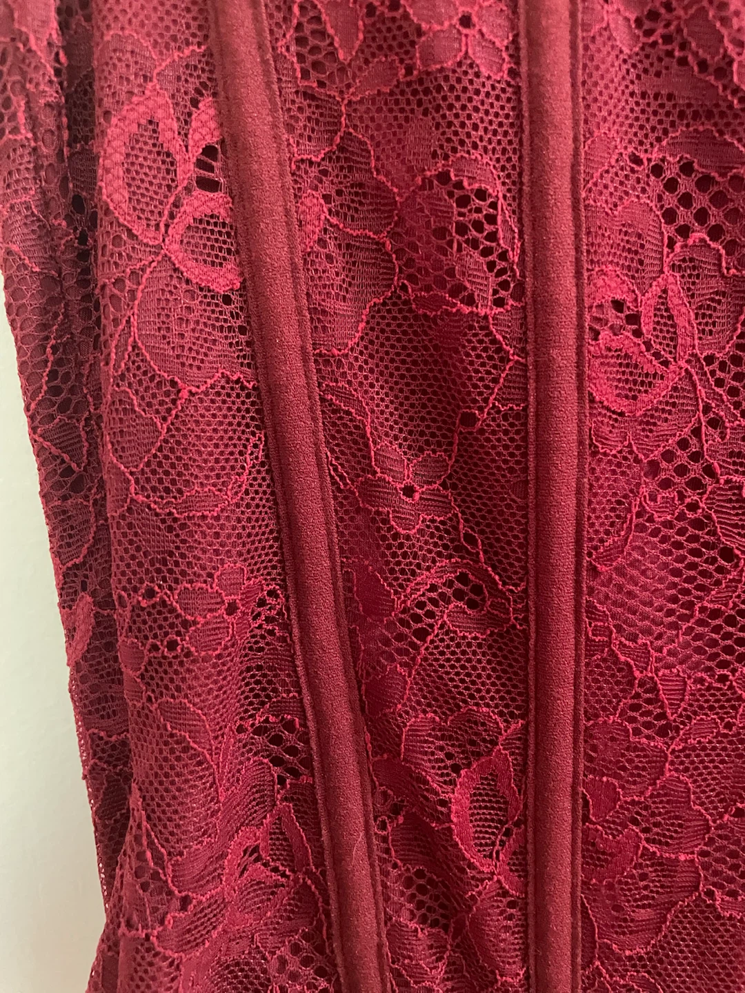 GARAGE Burgundy Lace Corset Top P/S - photo 3