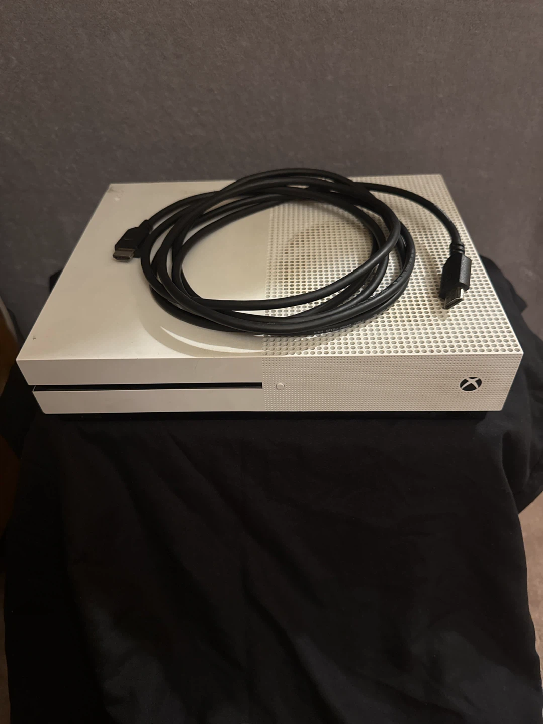 Xbox One S Console with HDMI Cable and power cable