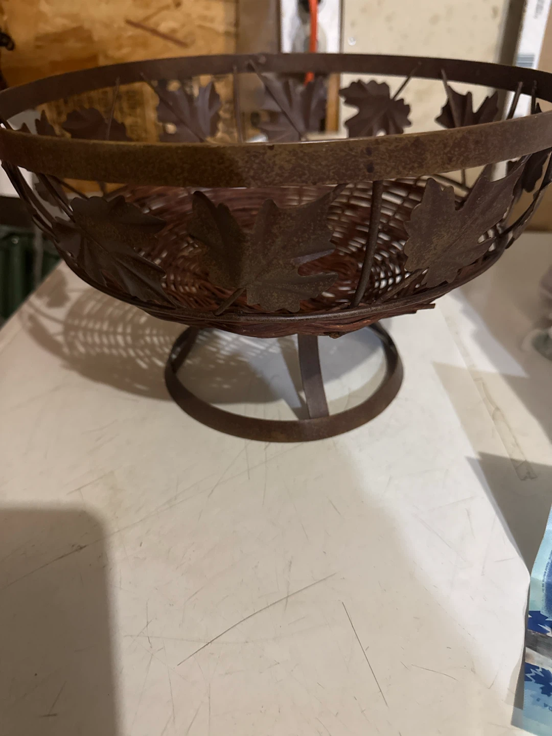 Decorative Metal Leaf Fruit Basket