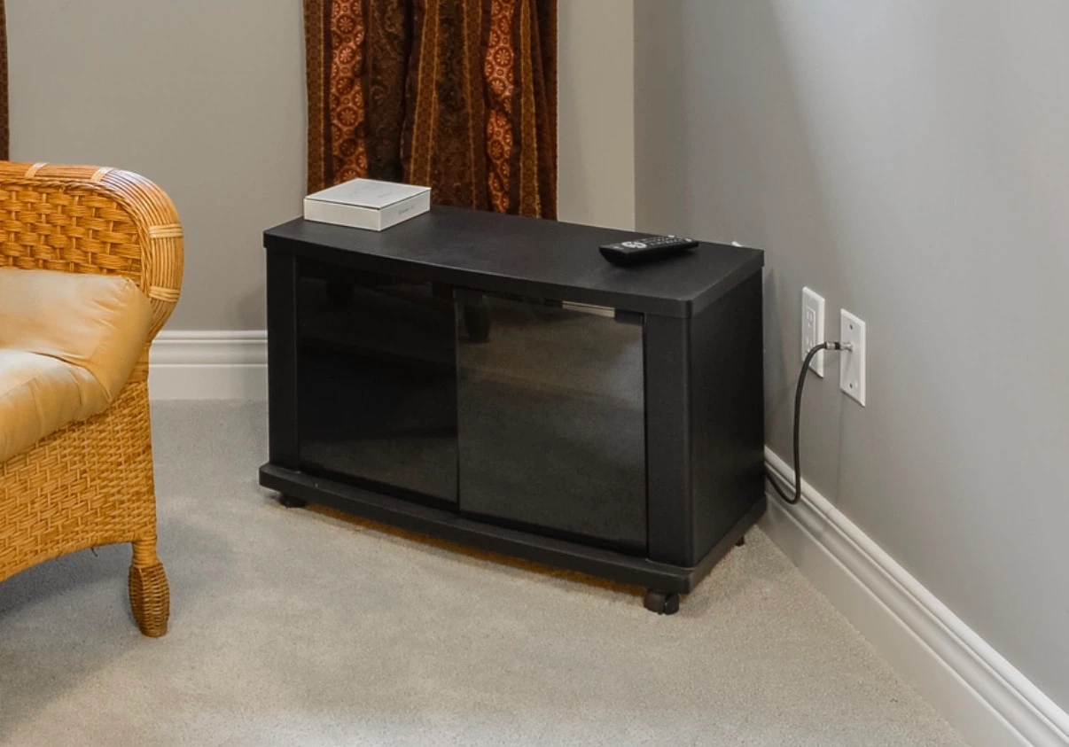 TV Stand - photo 2