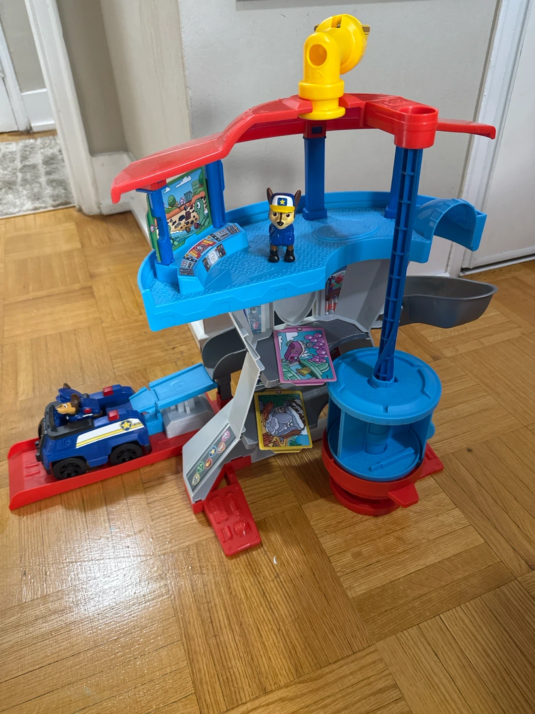Paw Patrol Lookout Tower with Vehicle and Figure - photo 5