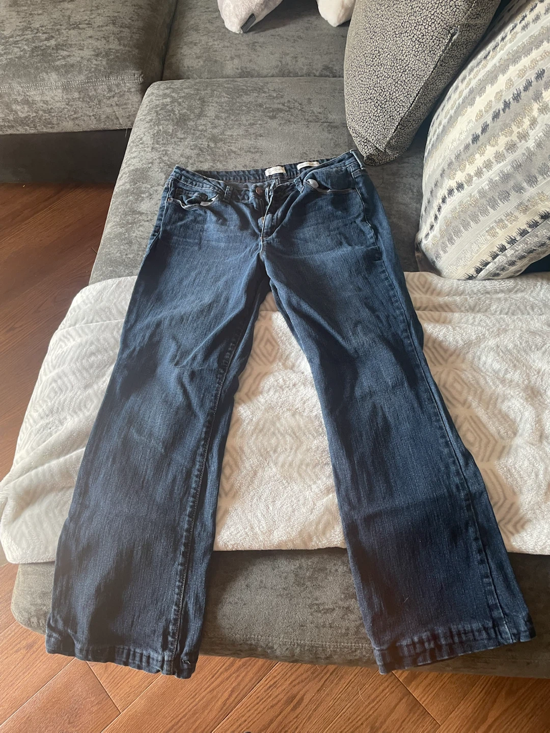 Jessica Simpson Bootcut Jeans - Size 33 - photo 3