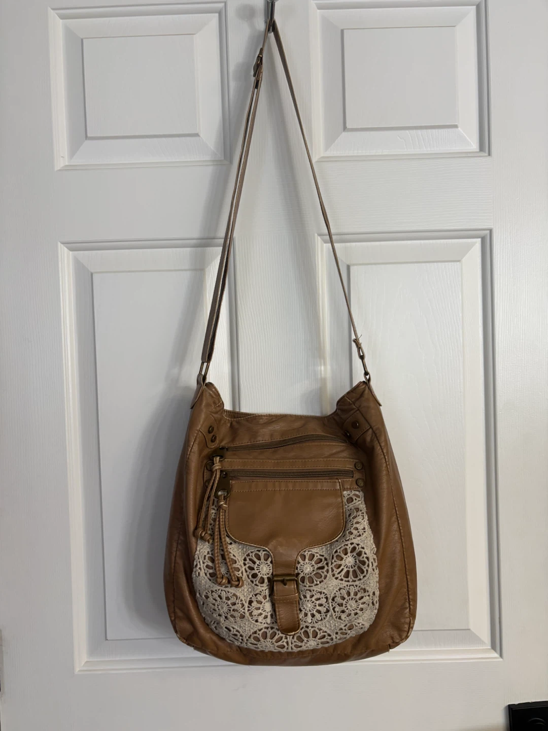 T-Shirt & Jeans Brown Faux Leather Shoulder Bag