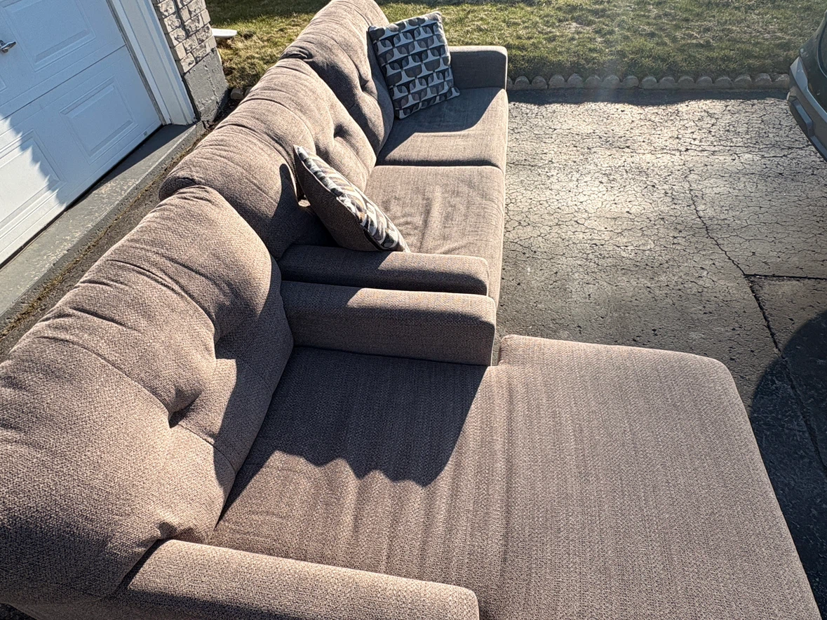 Sectional Sofa with Ottoman - photo 2