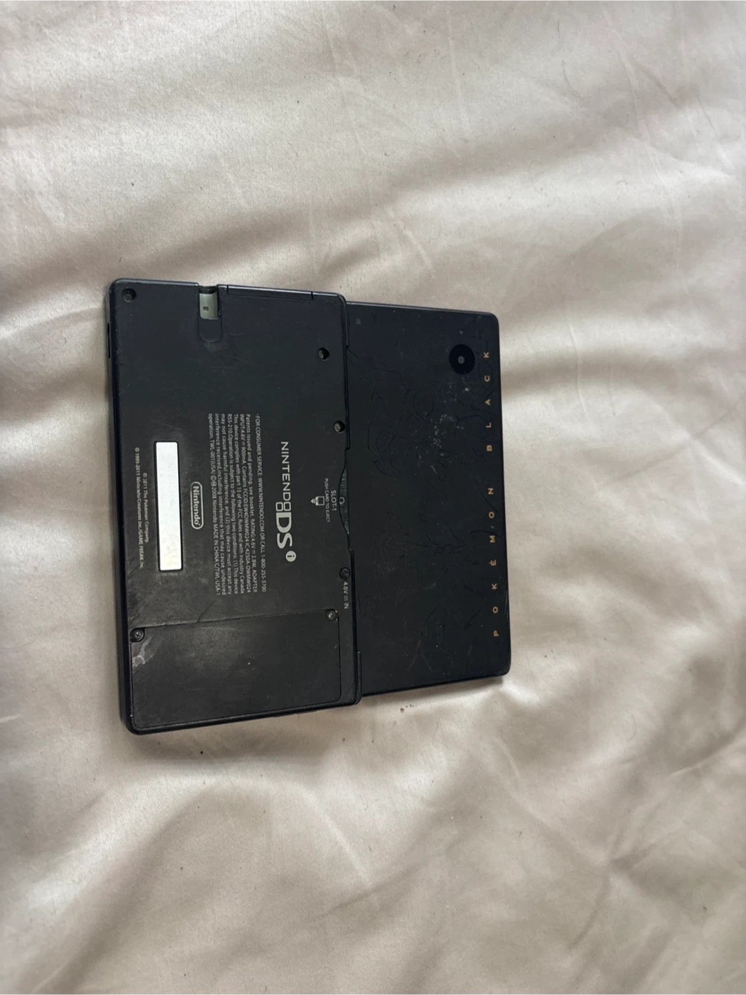 Nintendo DSi XL Pokemon Black Edition - photo 2