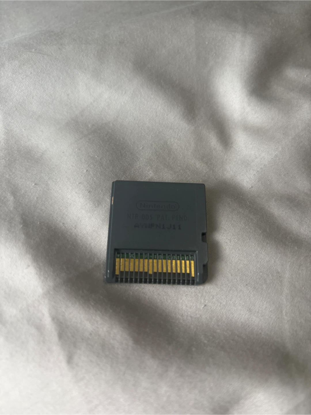 Nintendo DS Yoshi's Island DS Game Cartridge - photo 2