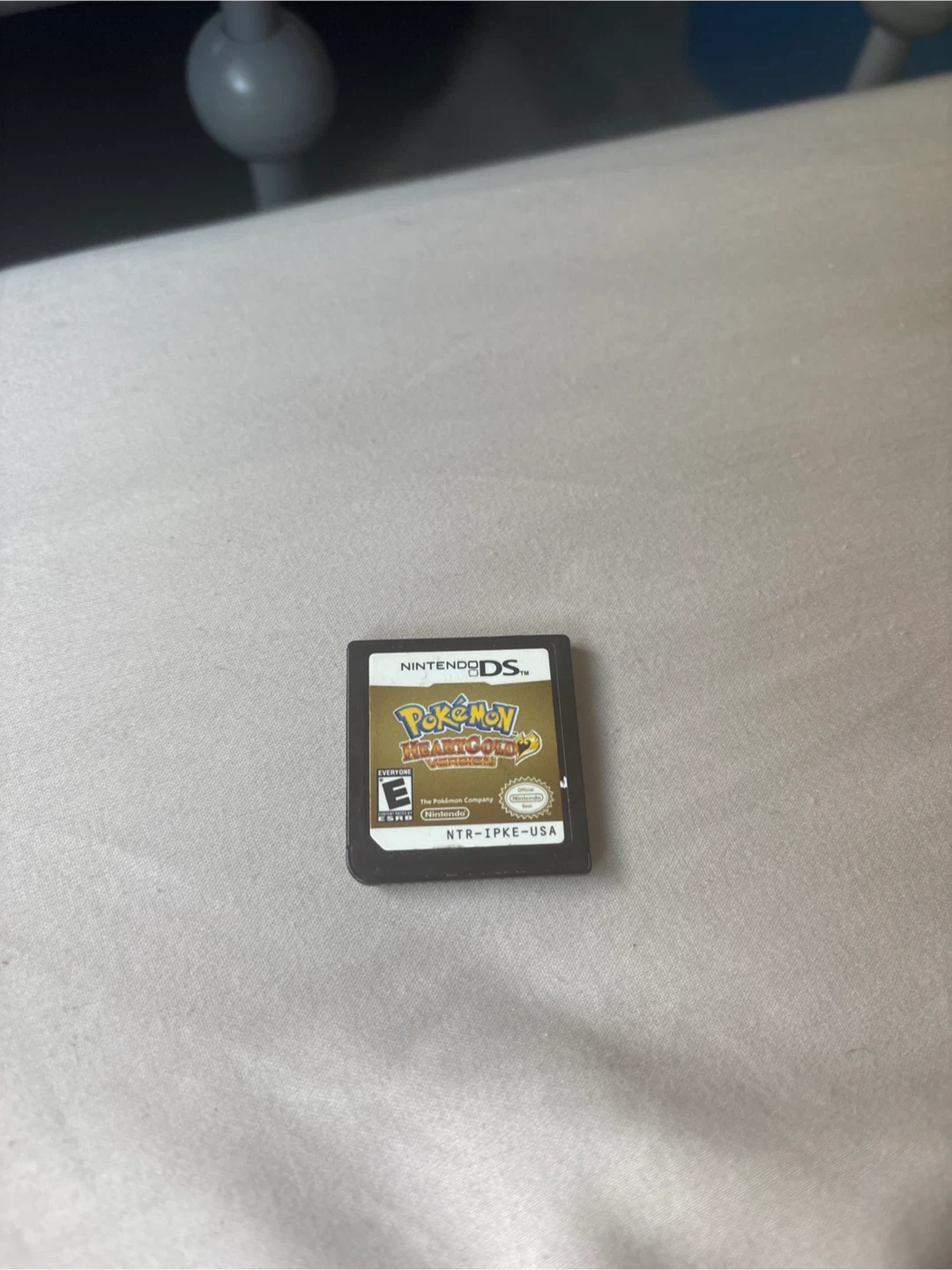 Nintendo DS Pokemon HeartGold Version Game Cartridge