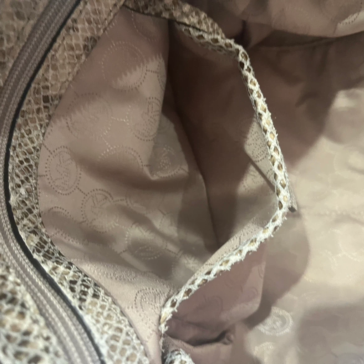 MK grey croc tote bag - photo 5