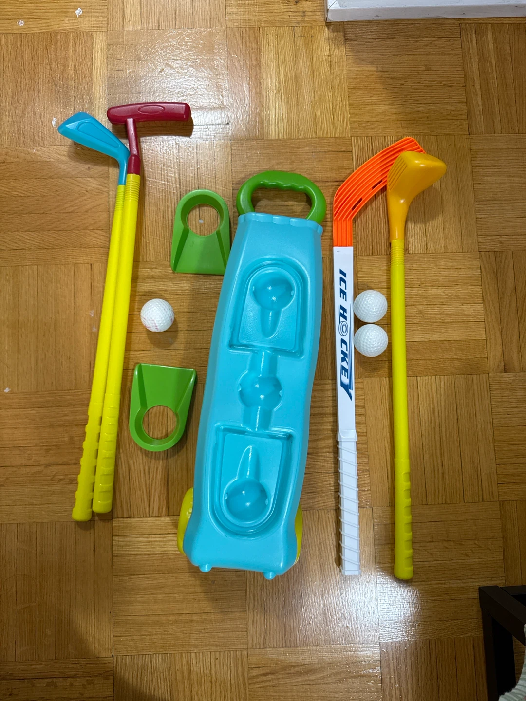 Kids Toy Golf Set with Caddy and Balls - photo 3