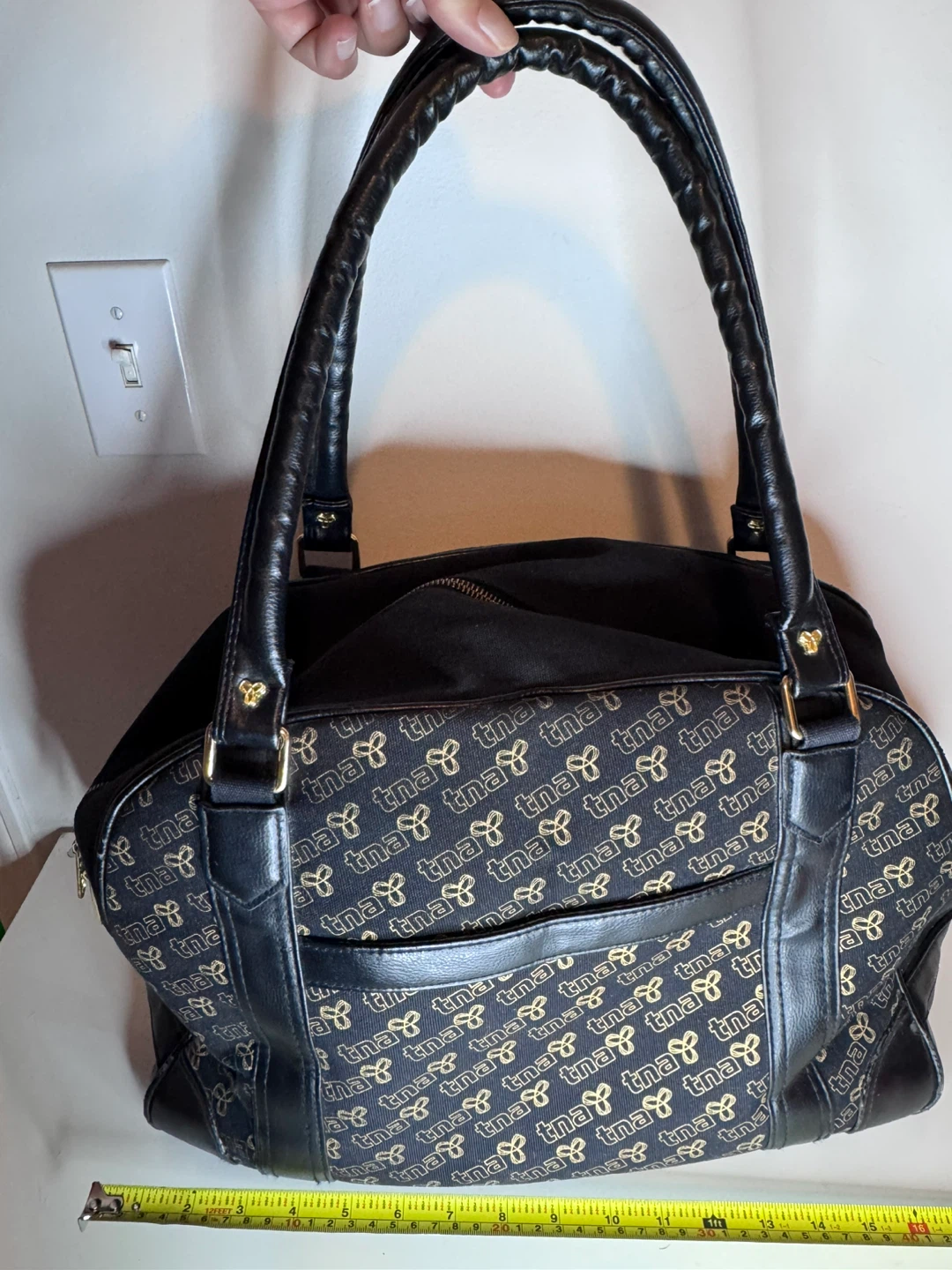 Vintage gold and black TNA Aritzia Bowling Duffle Bag - photo 2