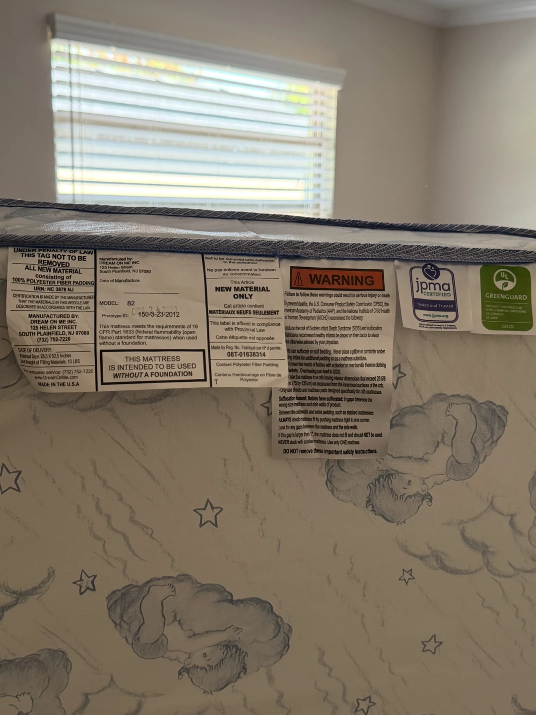 White Crib attached changing table & Mattress - photo 5
