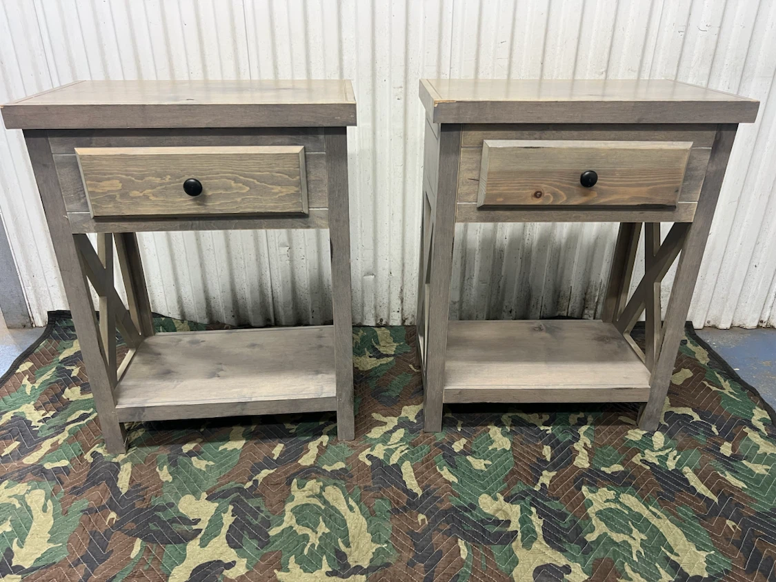 Set of 2 HOME GOODS Farmhouse Wood Nightstands/END TABLES