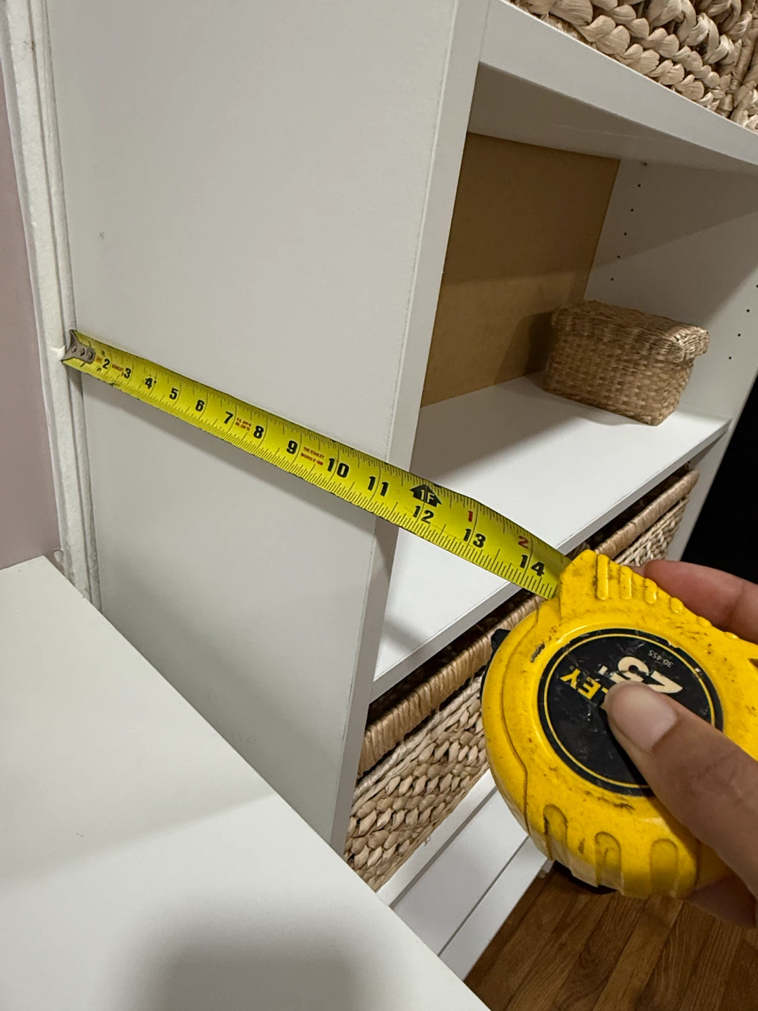 IKEA White Bookshelf with Woven Baskets - photo 4