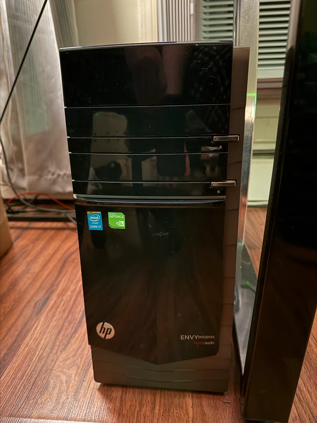 HP Envy Phoenix Desktop Computer