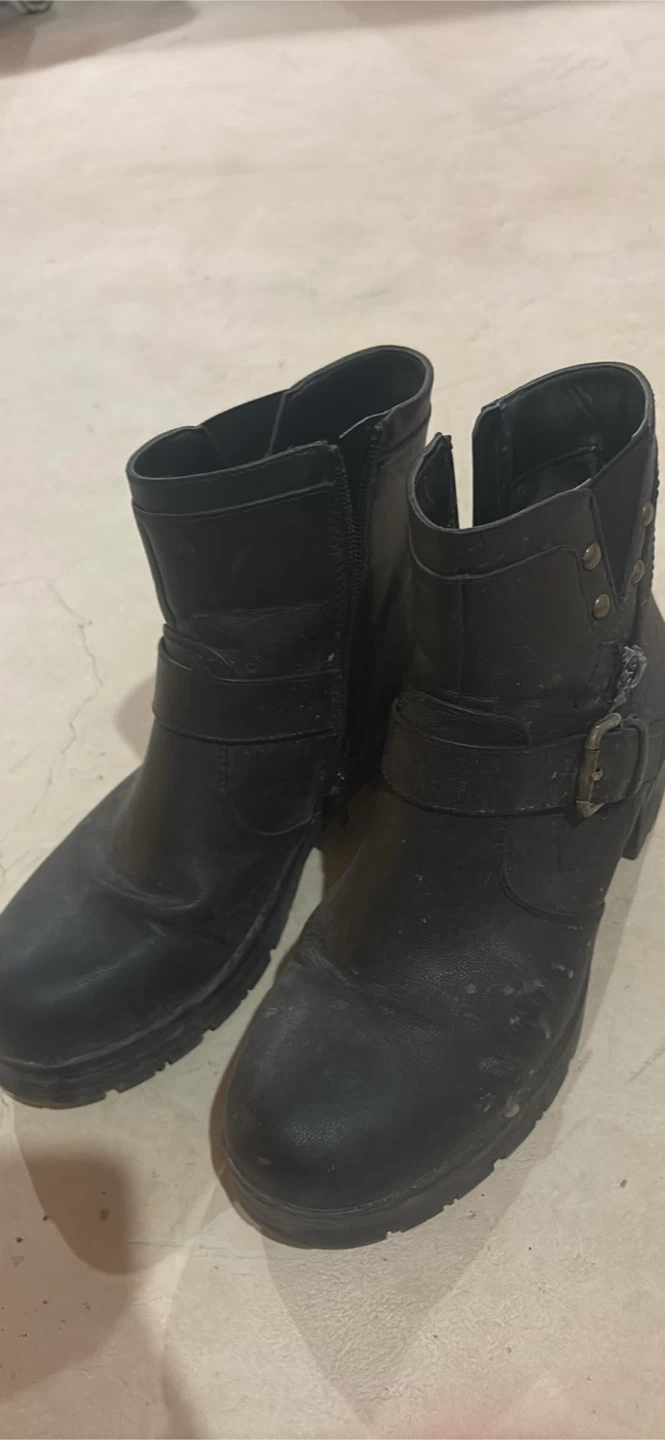 Black Ankle Boots - photo 2