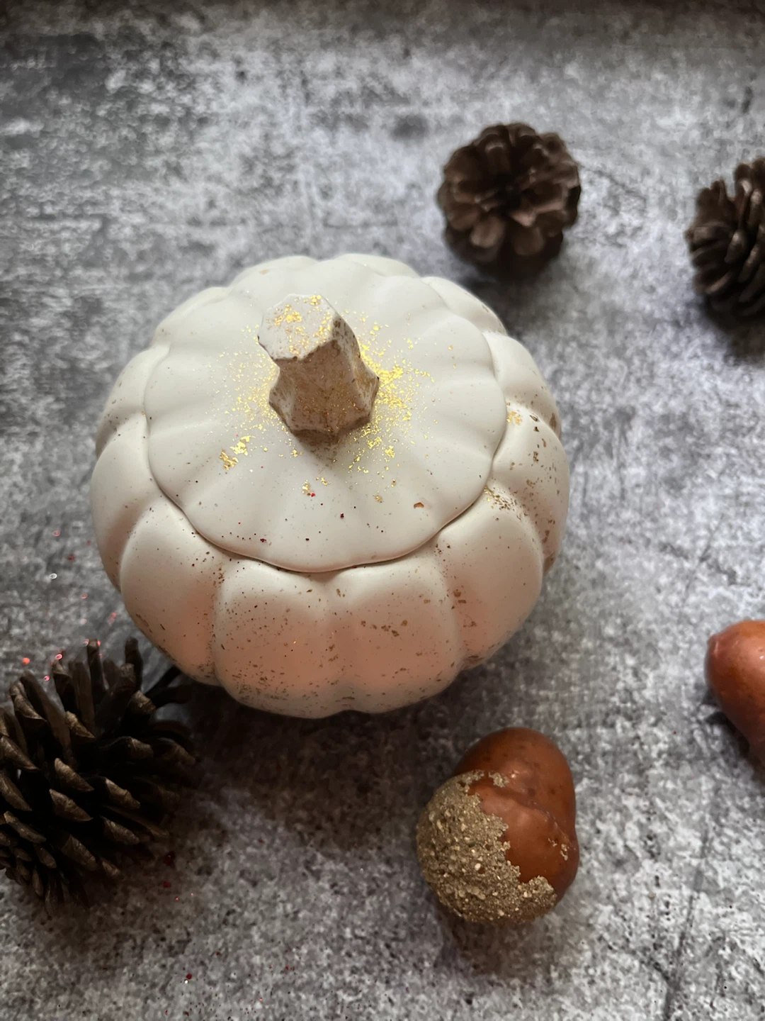 Pumpkin Tealight Holder & Decorative Pumpkins - photo 3
