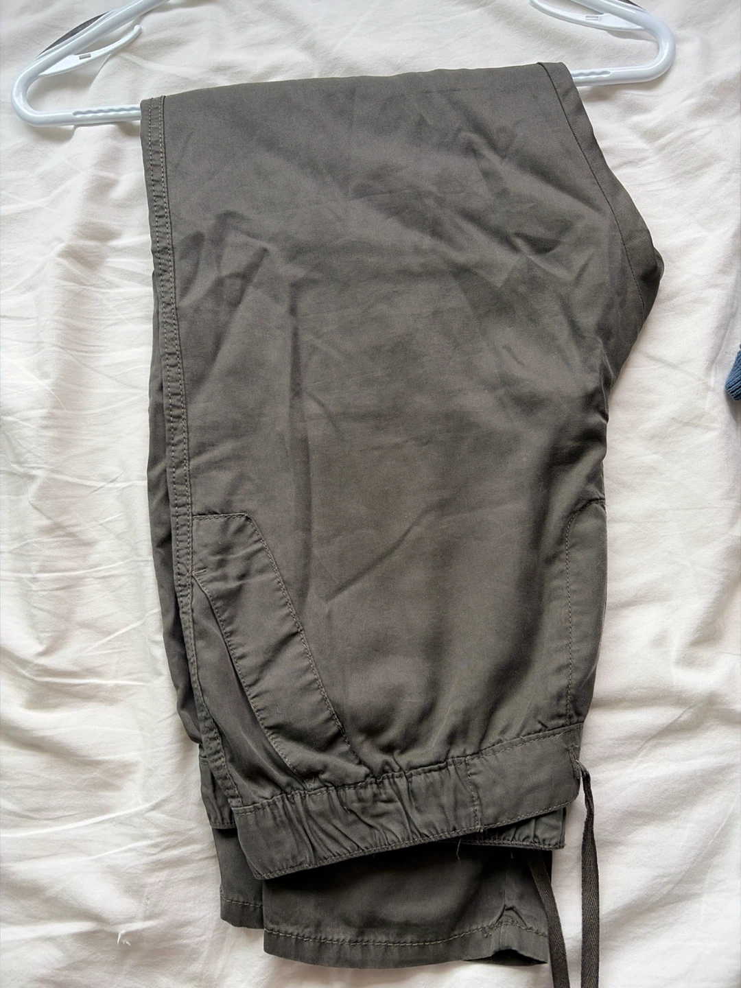 Women’s Joe Fresh Cargo Pants - washed olive green