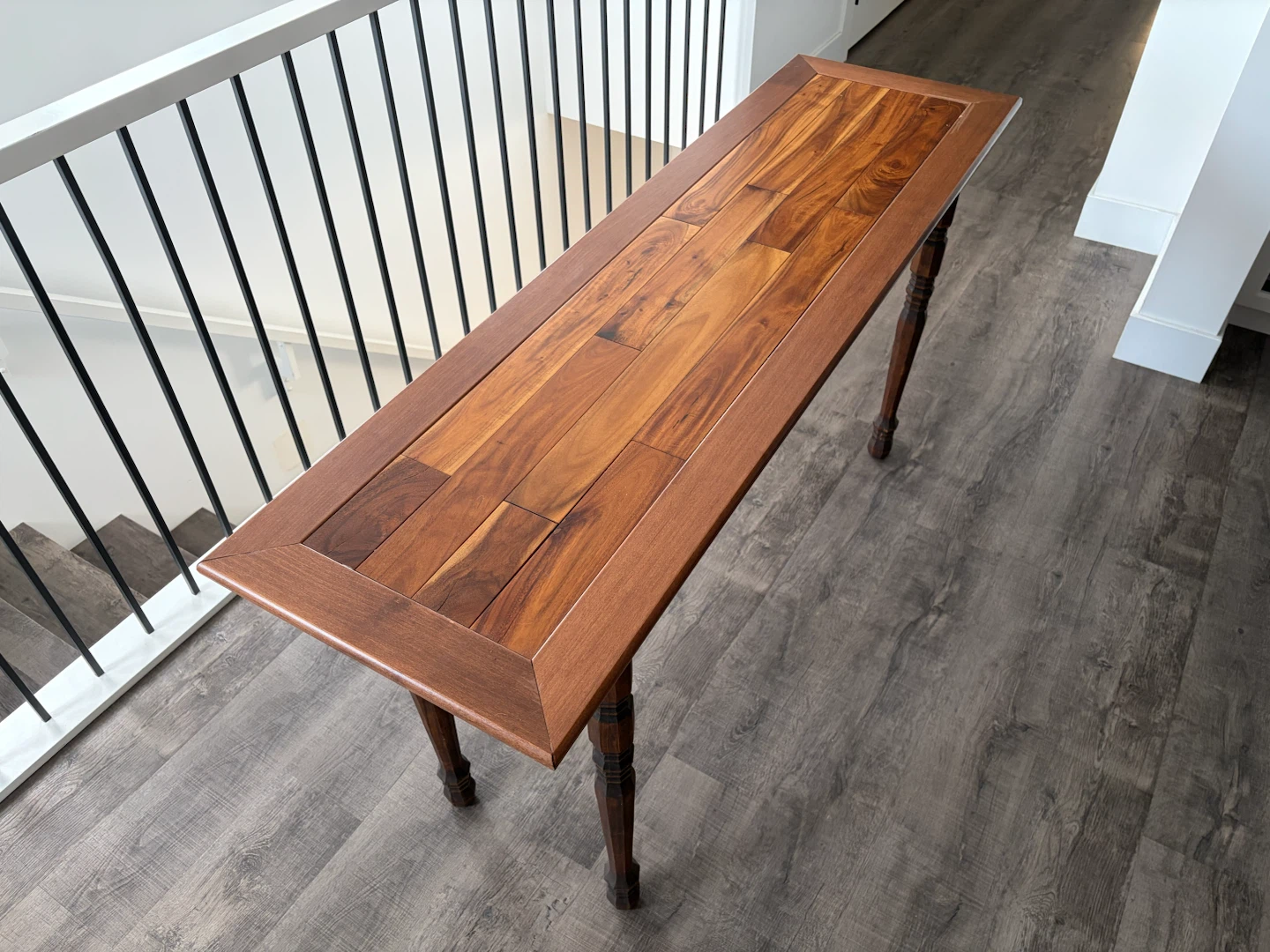 console table - photo 2