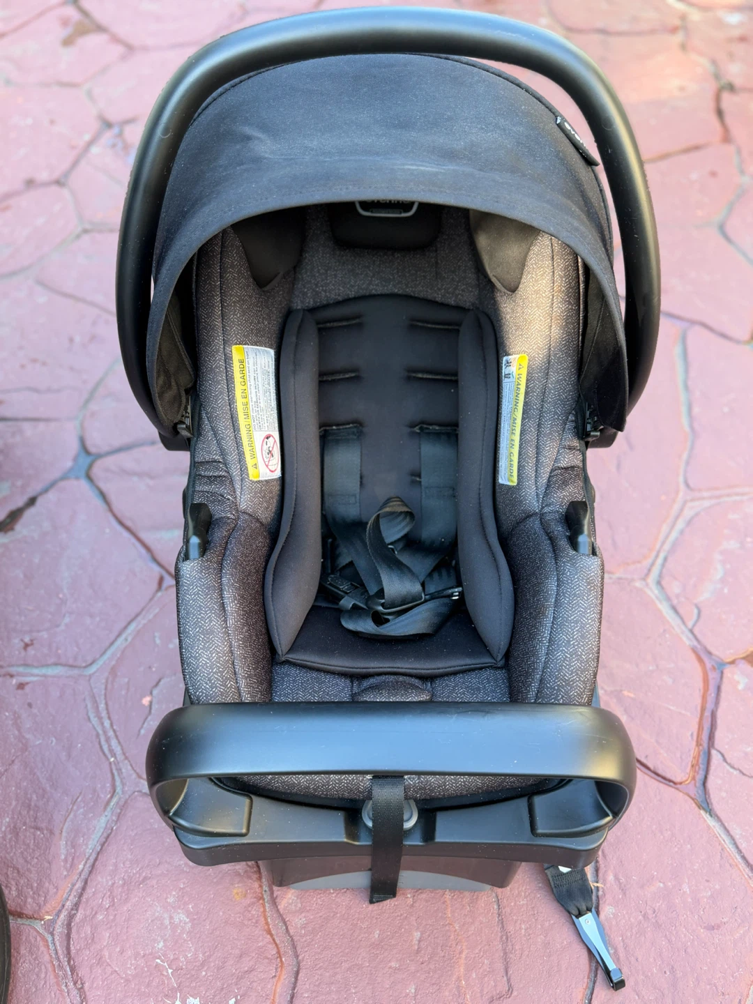 EVENFLO STROLLER AND INFANT REAR CAR SEAT WITH THE BASE - photo 2