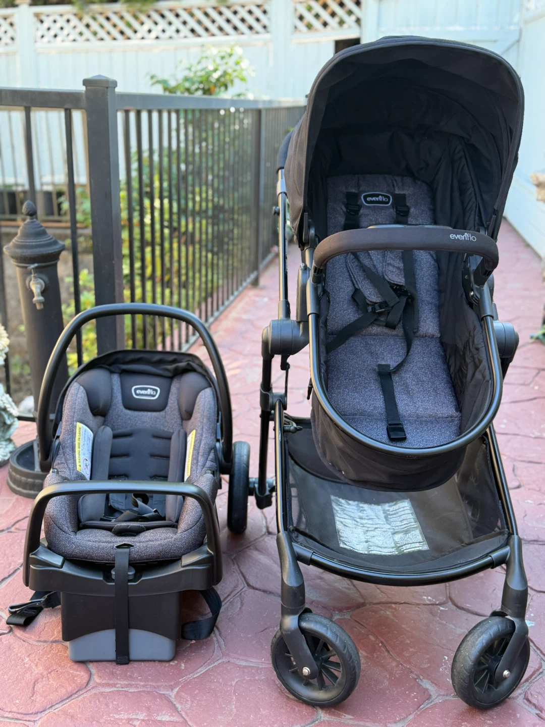 EVENFLO STROLLER AND INFANT REAR CAR SEAT WITH THE BASE