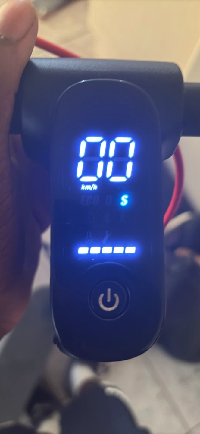 5TH WHEEL V40 Electric Scooter - photo 4