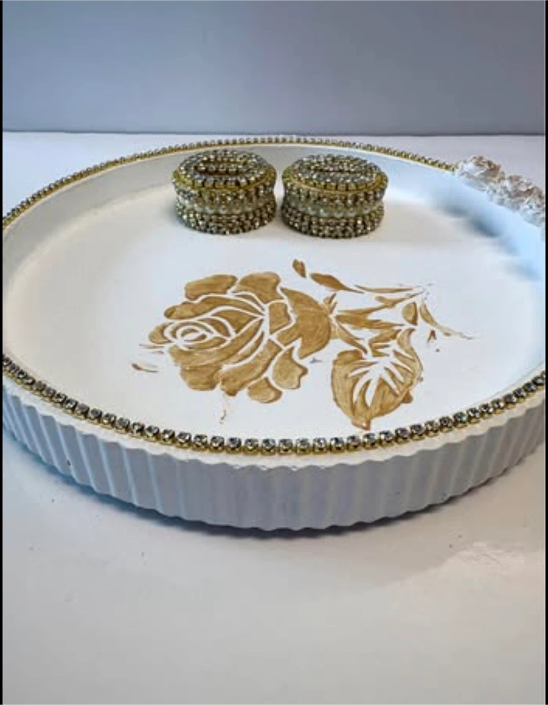 Handcrafted White & Gold Rose Decorative Tray Set - photo 3