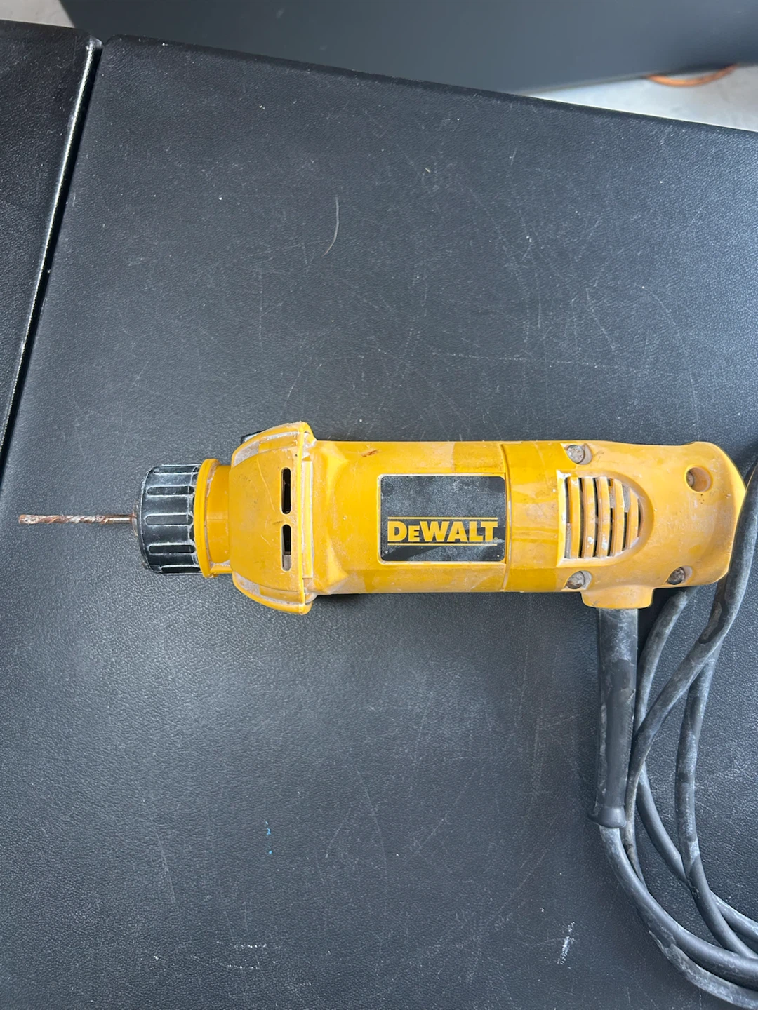 DEWALT DW660 Cut-Out Tool