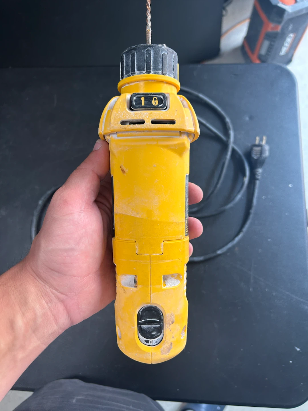 DEWALT DW660 Cut-Out Tool - photo 4