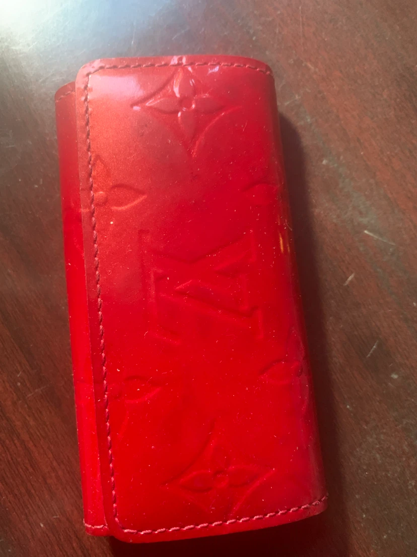 Louis Vuitton Red Monogram Vernis 4 Key Holder