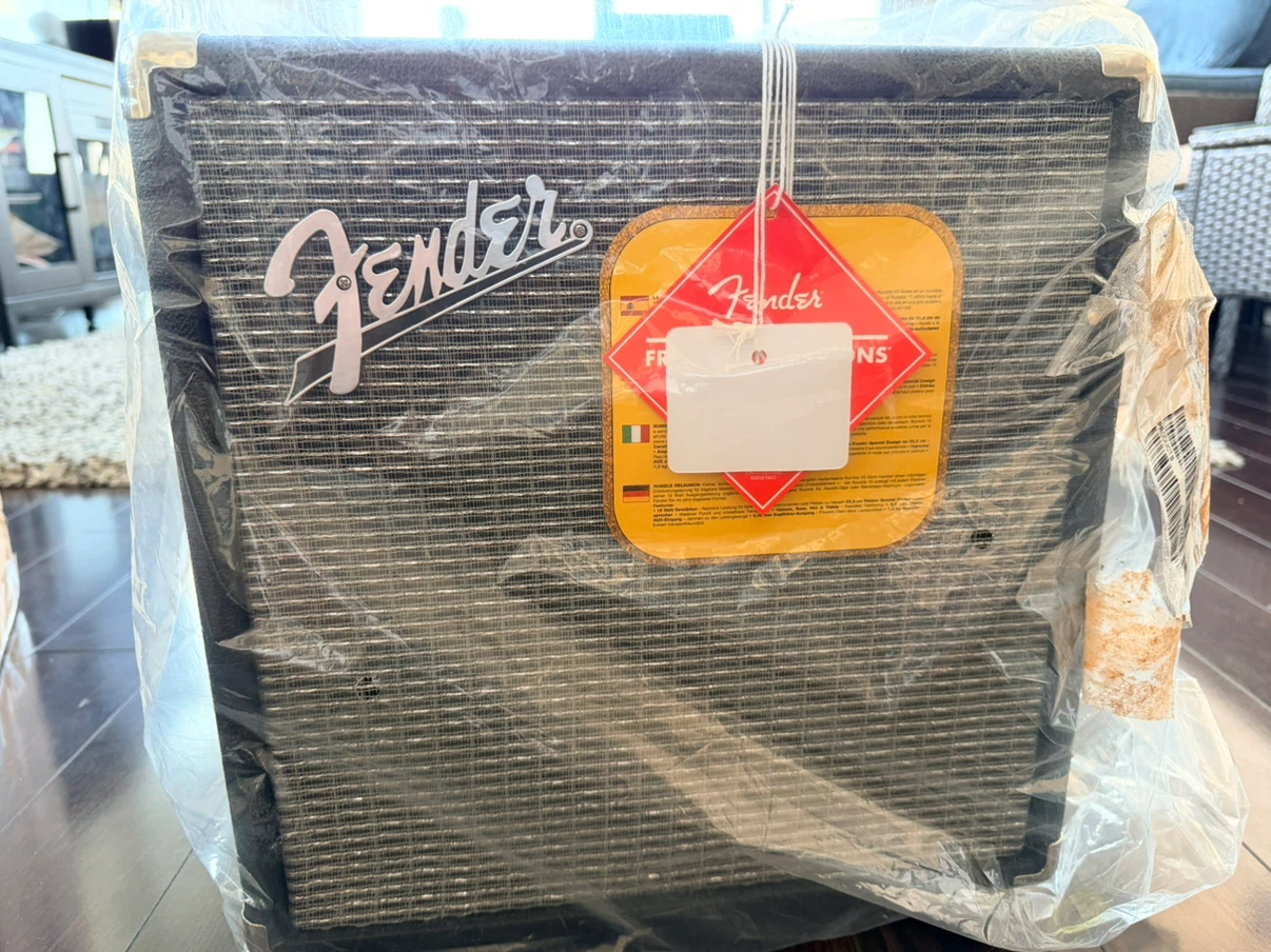 Fender Rumble 15 Bass Amplifier