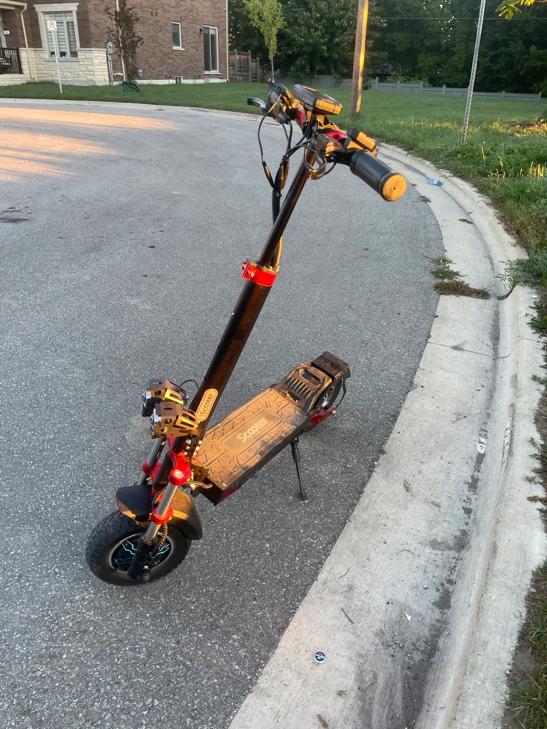 iScooter IX8 dual motor electric scooter - photo 3