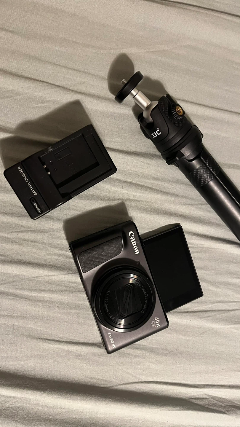 Canon PowerShot SX730 HS Digital Camera