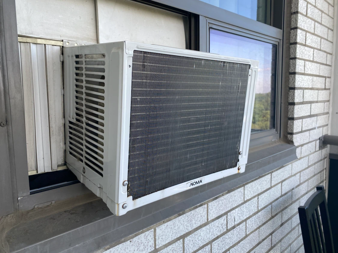 Air Conditioner with Dehumidifier and Fan Settings - photo 2