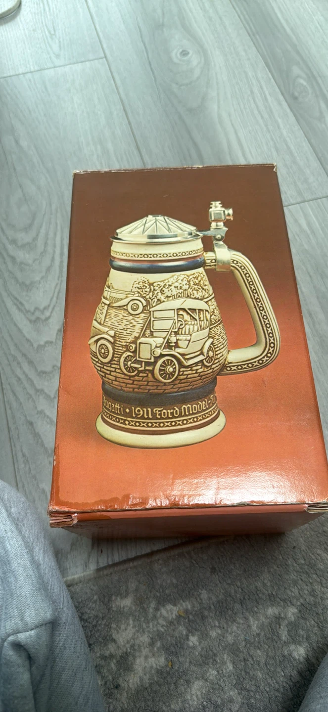 Ceramic Beer Stein with Vintage Cars - photo 2