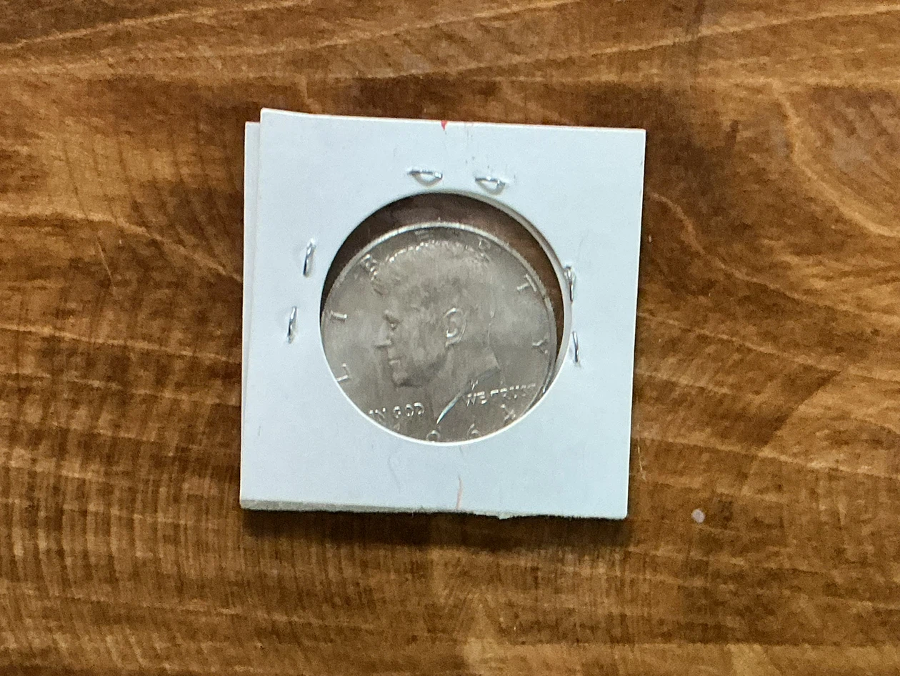 1964 J.F. KENNEDY Half Dollar - 900 Silver Coin - photo 4