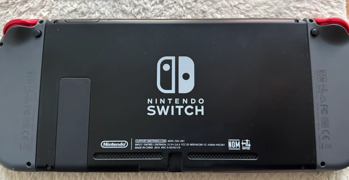 Nintendo Switch Console - photo 3