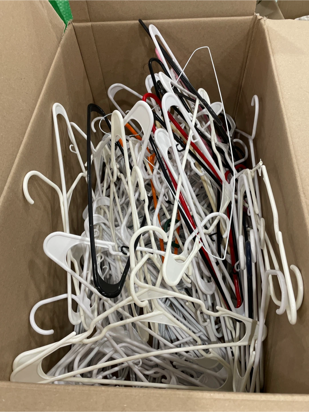 Mixed lot of plastic hangers