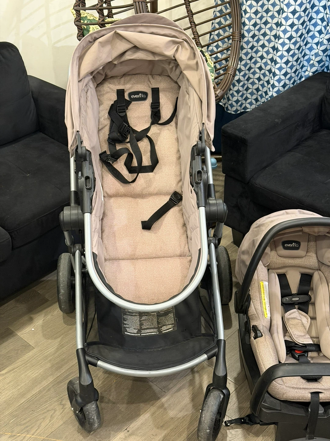 Evenflo Car Seat and Stroller Travel System - photo 2
