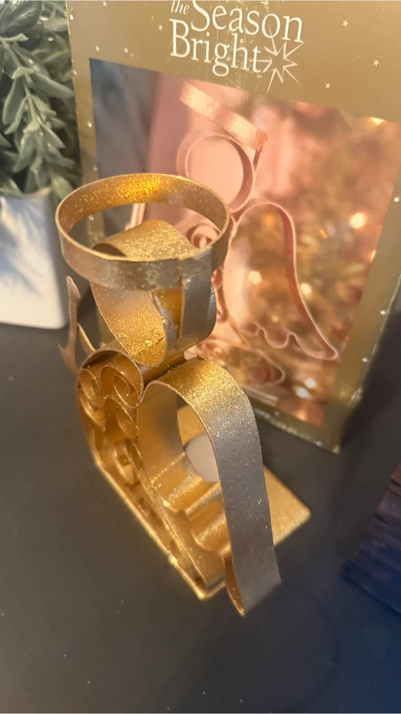 Gold Angel Candle Holder - photo 3