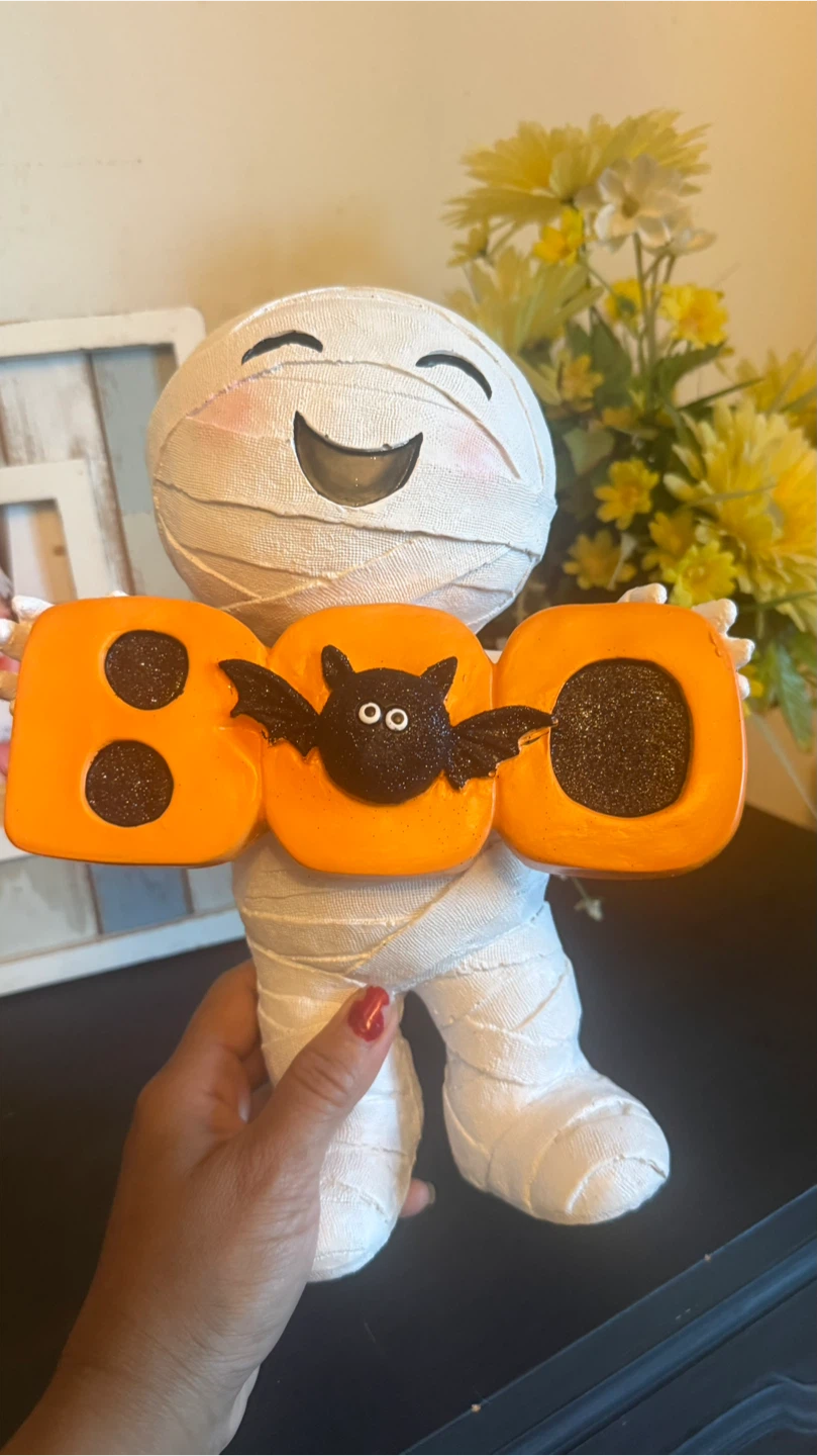 New Halloween Mummy Boo Decor
