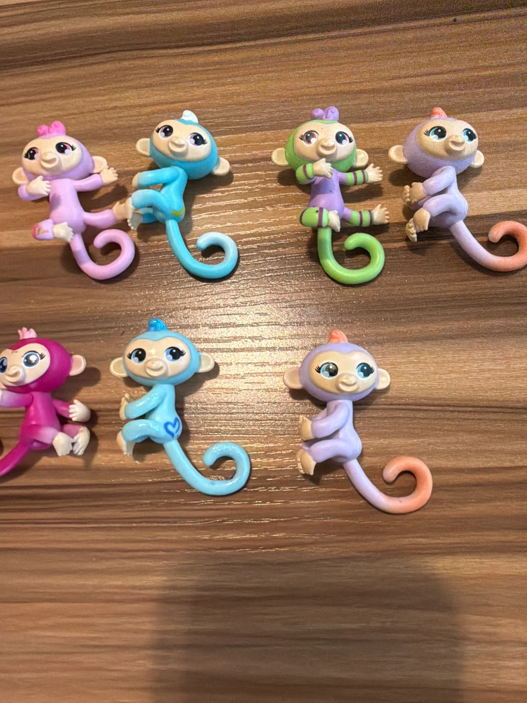 LOT of 11 Fingerlings MINI Monkey Toys - photo 2