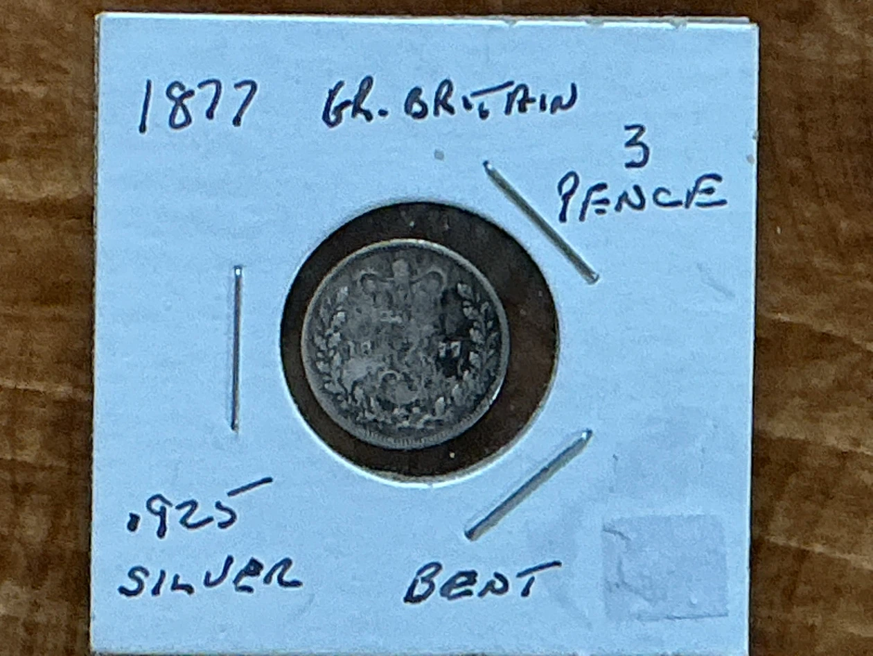 1877 Great Britain Queen Victoria 3 Pence .925 Silver Coin - photo 3