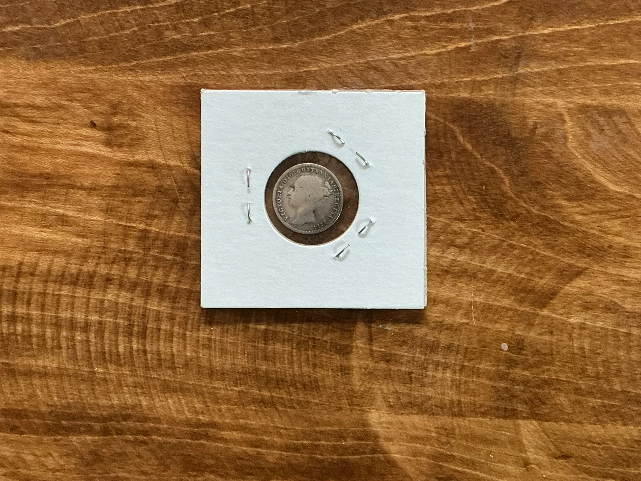 1877 Great Britain Queen Victoria 3 Pence .925 Silver Coin - photo 4