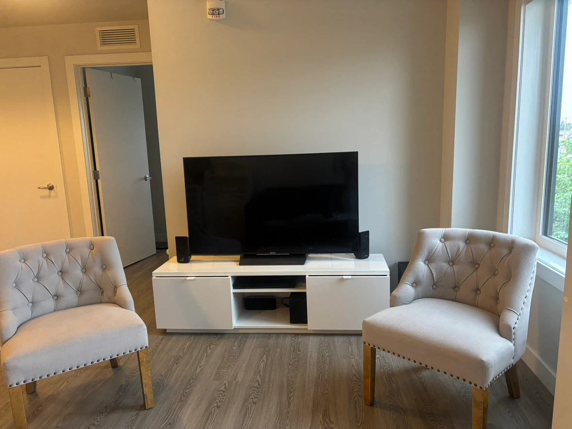 Tv table - photo 4