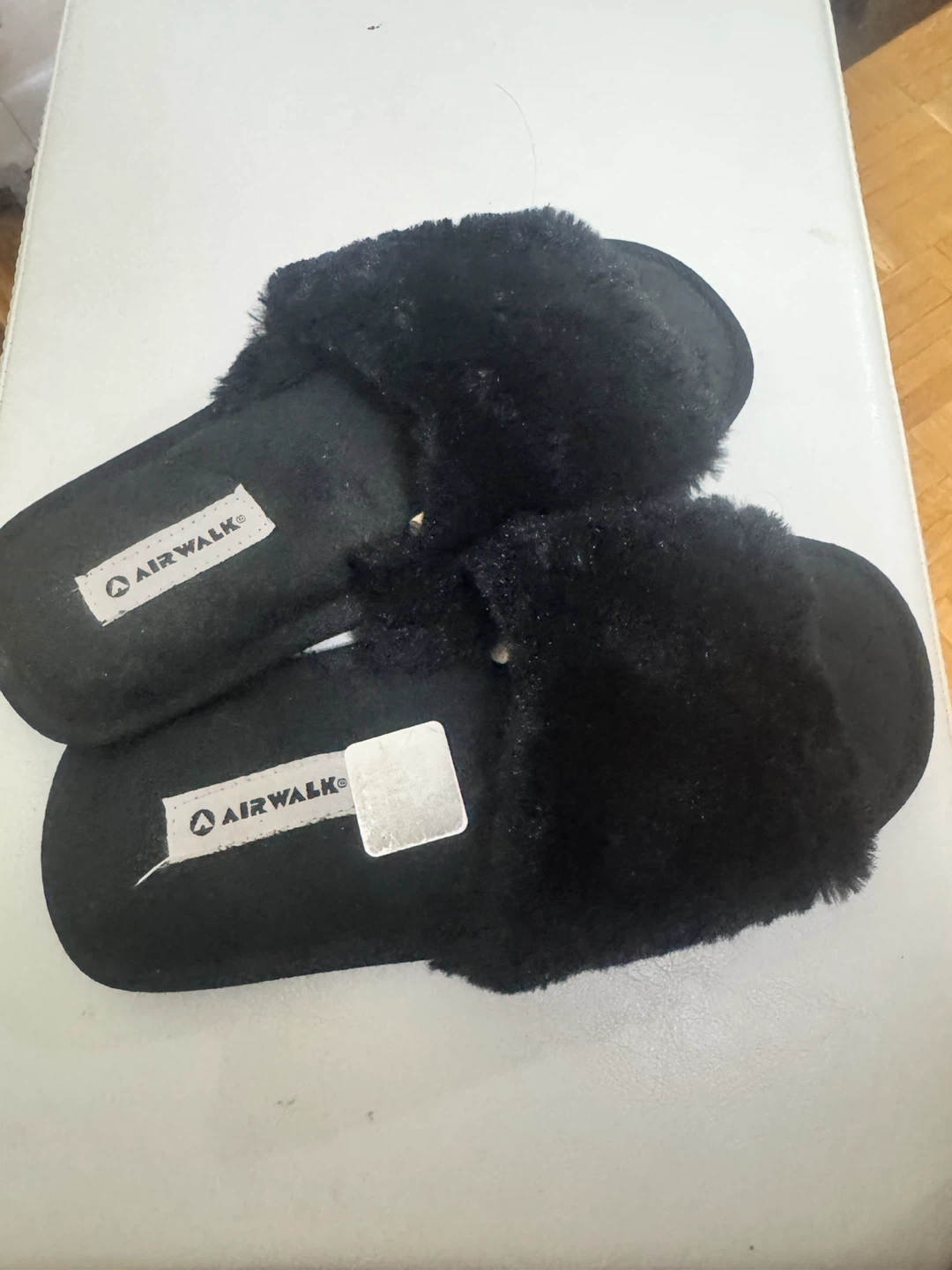 Airwalk Black Fuzzy Slippers - photo 2