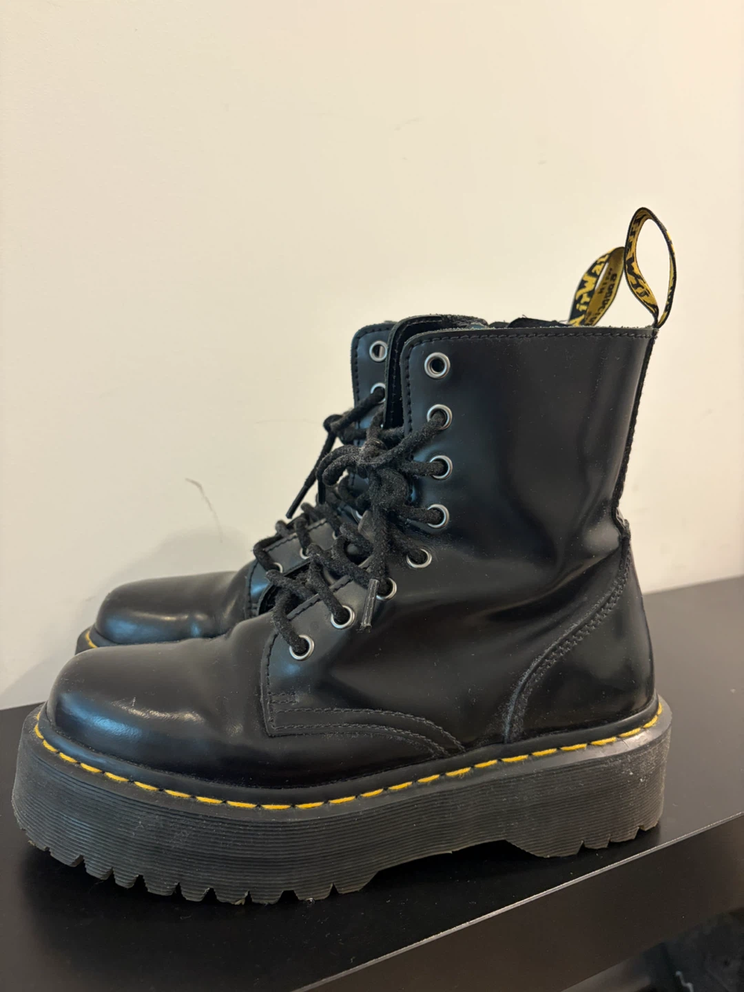 🌺Until 9/2🌺 Dr. Martens / Black Platform Boots