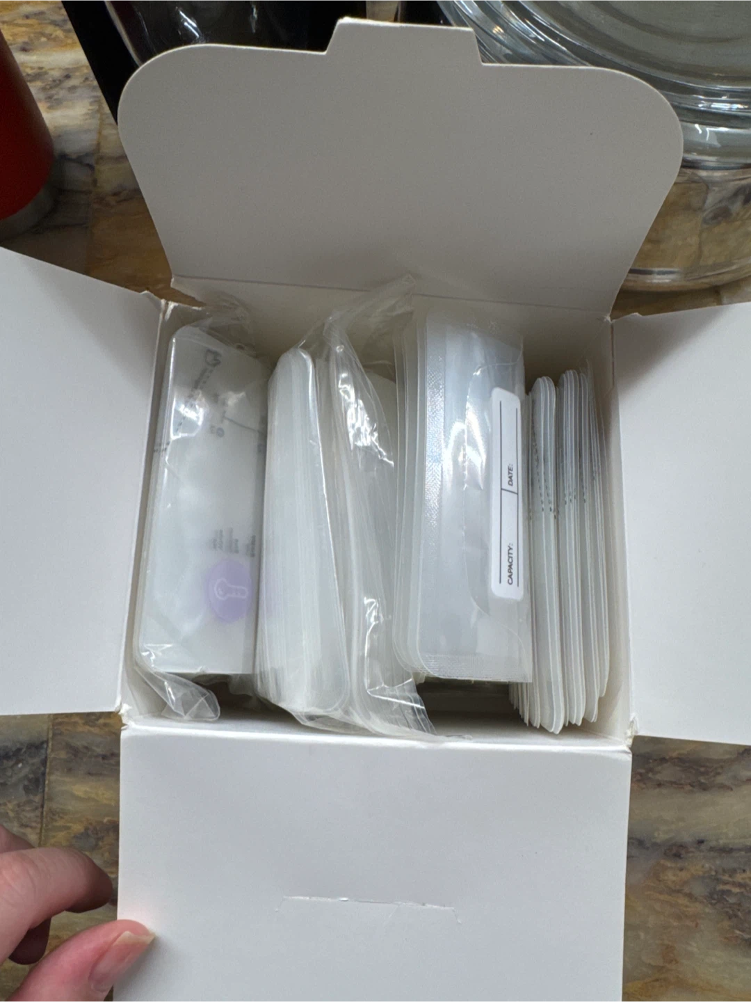 Momcozy Temp-Sensing Milk Storage Bags - photo 2