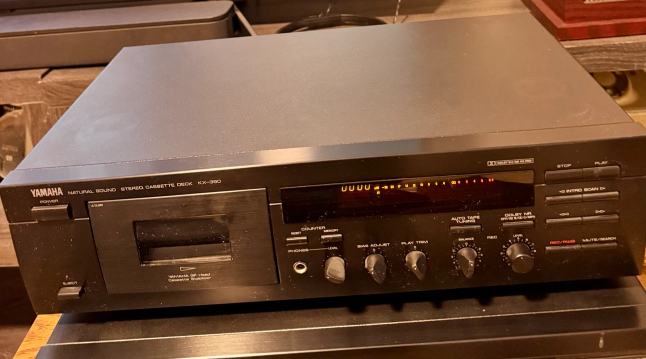 Yamaha Natural Sound Stereo Cassette Deck KX-390